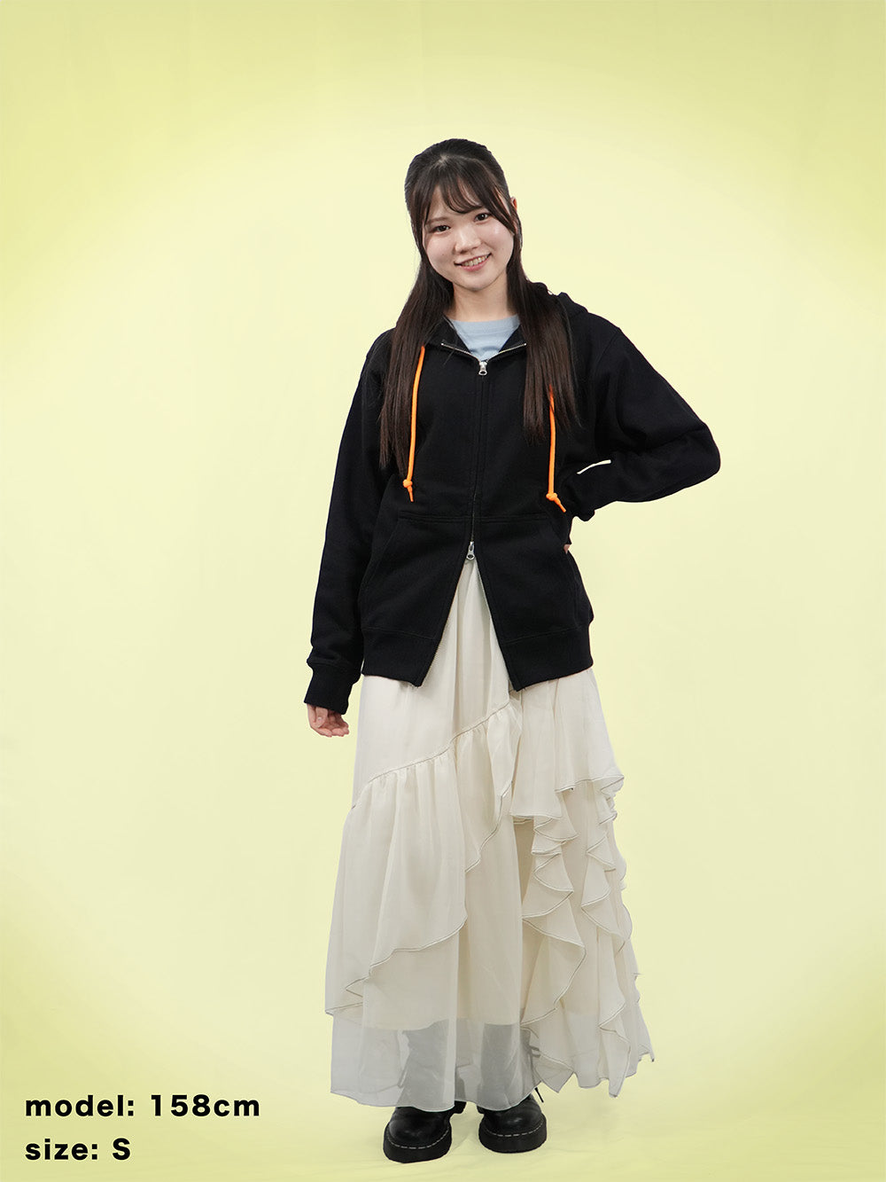 CAMPBUN Friendsジップパーカー